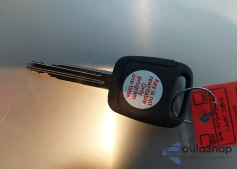 2017 Toyota Tacoma Sr5 из США, поврежденный, VIN 5TFRX5GN8HX077669